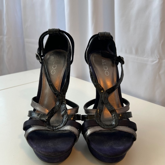 Aldo Platform Heels - Picture 1 of 3